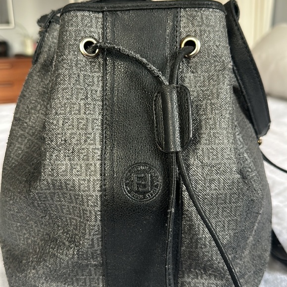 Vintage Fendi Bucket Bag - Picture 14 of 15